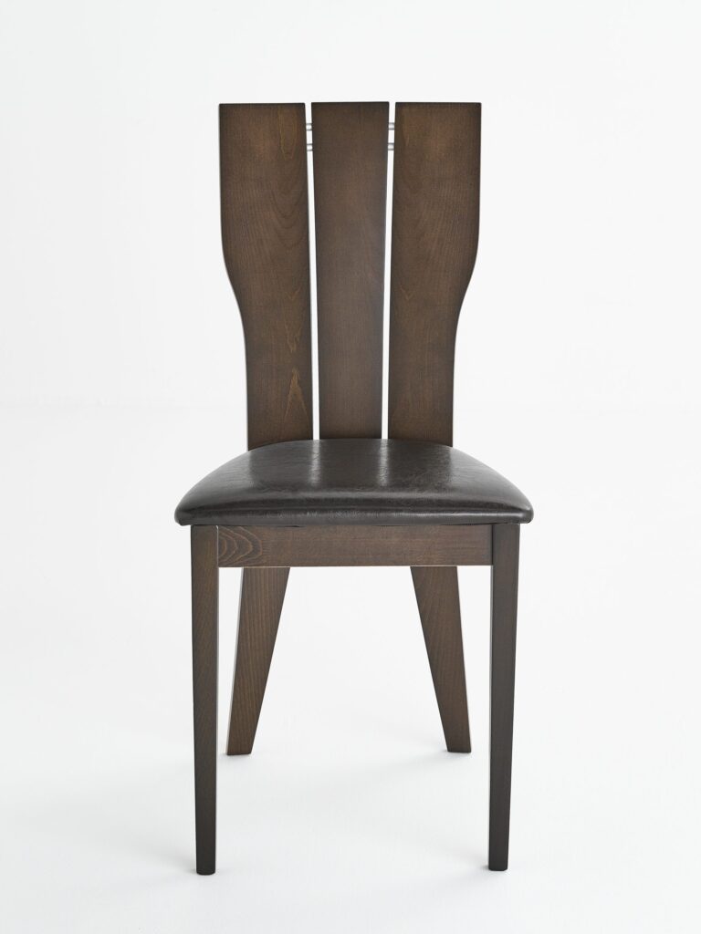 Orlando Table With Chicago Chairs